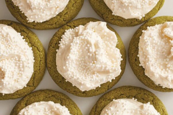 Get festive with these matcha latte cookies