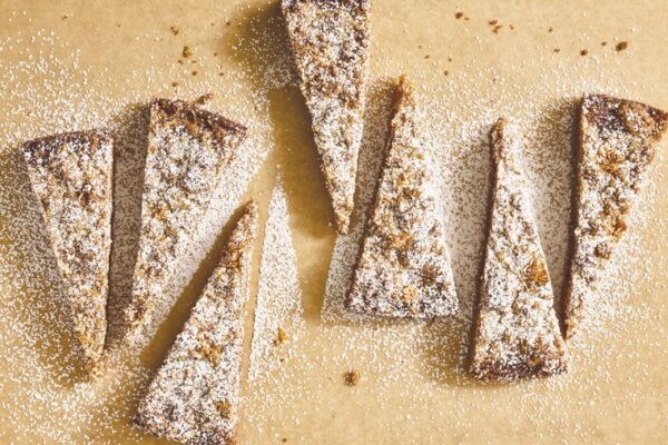 Cookies with a crumbly top